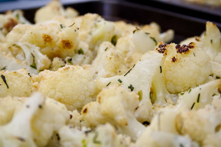 Garlic-Roasted-Cauliflower Garlic-Roasted-Cauliflower